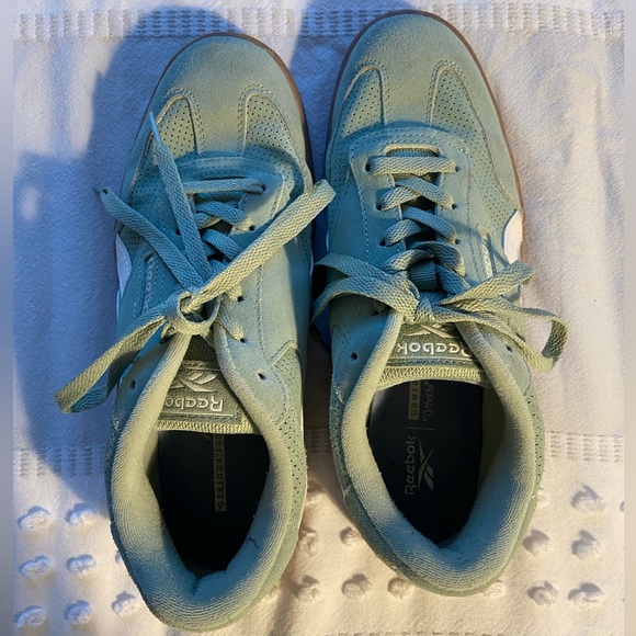 Green Reebok Sneakers - Picture 2 of 10